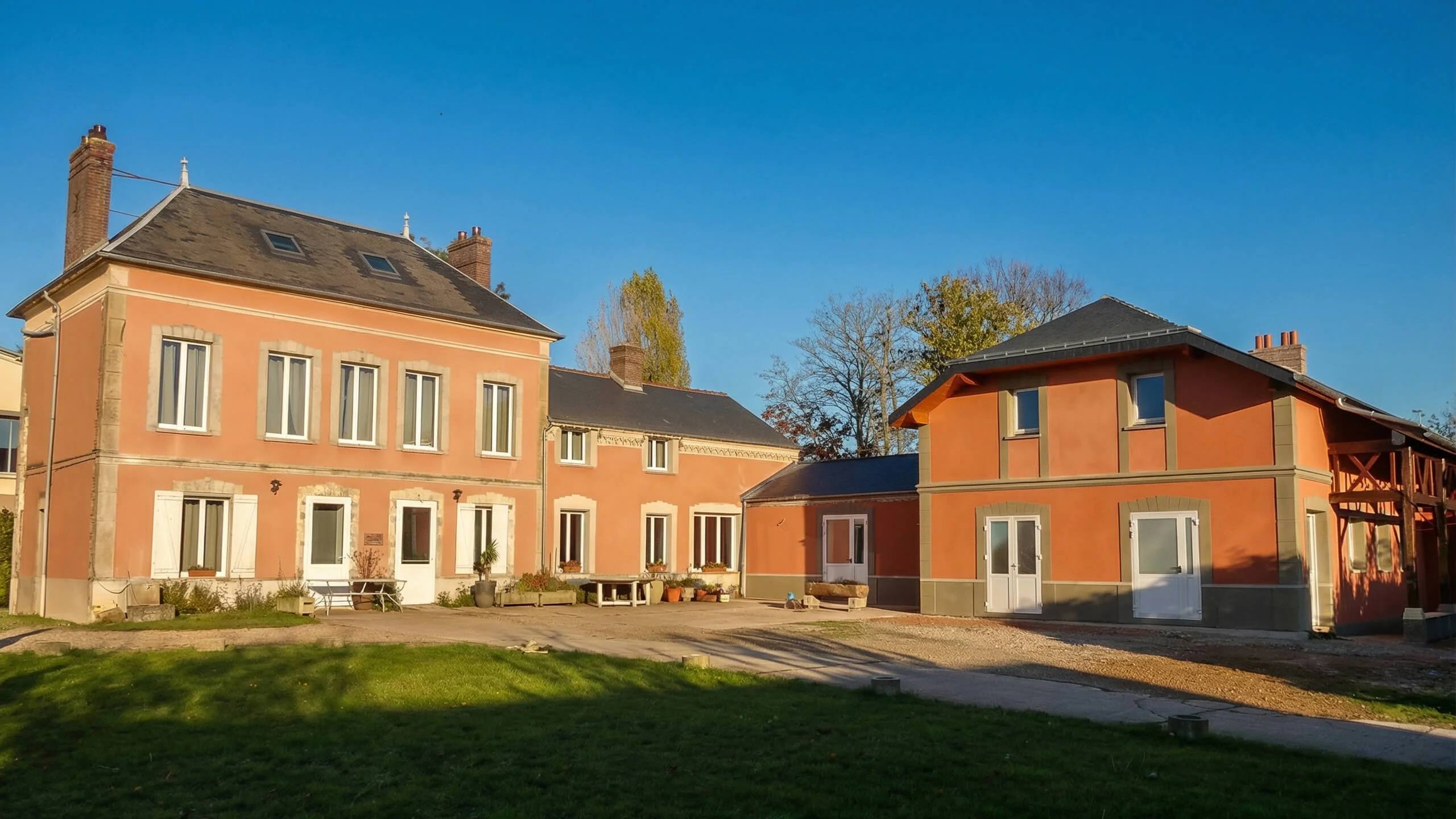 La Maison JTL et son jardin en Normandie